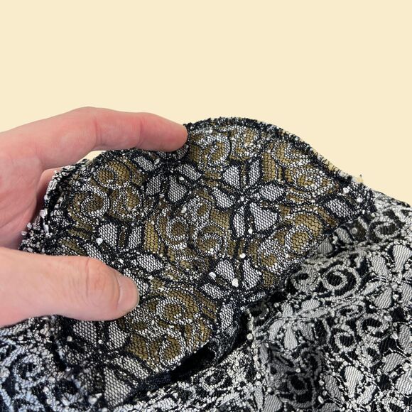 Vintage 70s/80s M lace floral blouse by Jostar, black & white sheer crew-neck - Picture 8 of 9